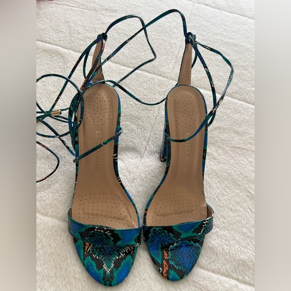Azalea Wang Cabernet lace-up strap sandal heels size 8 - Picture 3 of 9